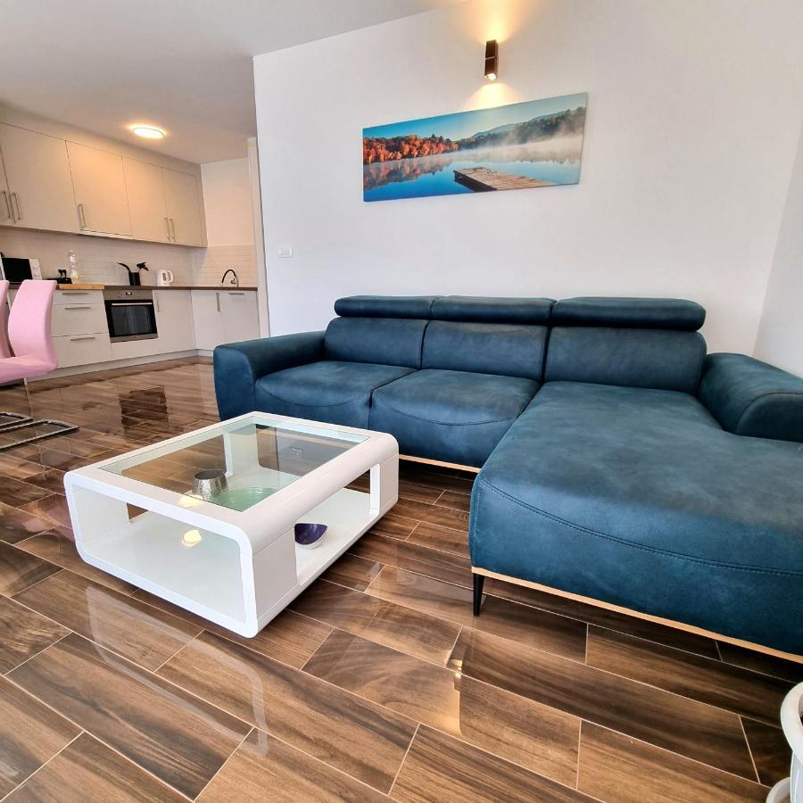Apartments Happiness Трогир Экстерьер фото