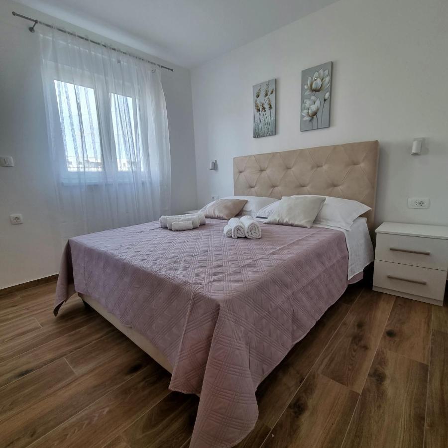 Apartments Happiness Трогир Экстерьер фото