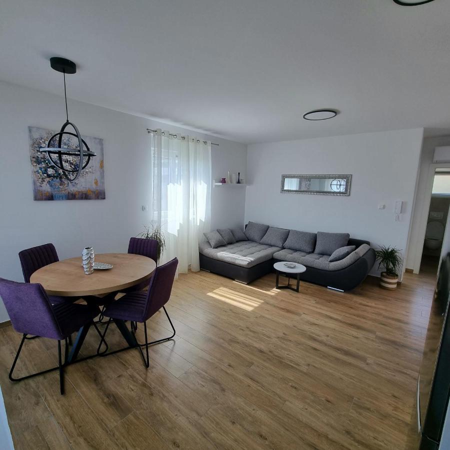 Apartments Happiness Трогир Экстерьер фото