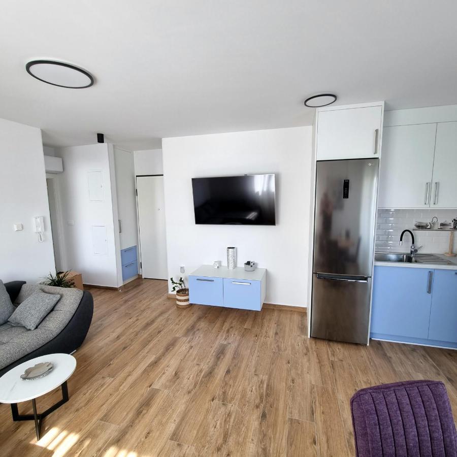 Apartments Happiness Трогир Экстерьер фото